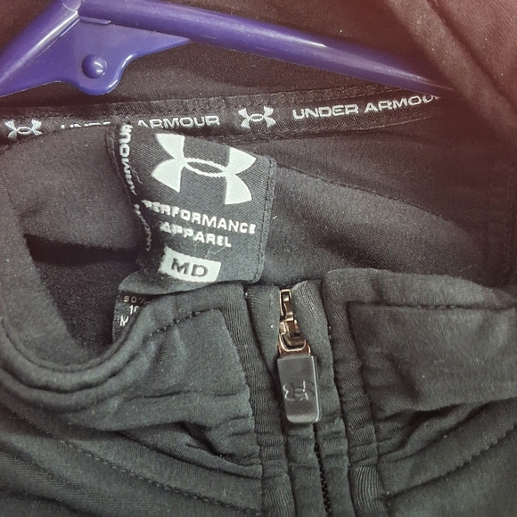 Under Armour Black Long Sleeve Pullover - Picture 3 of 9